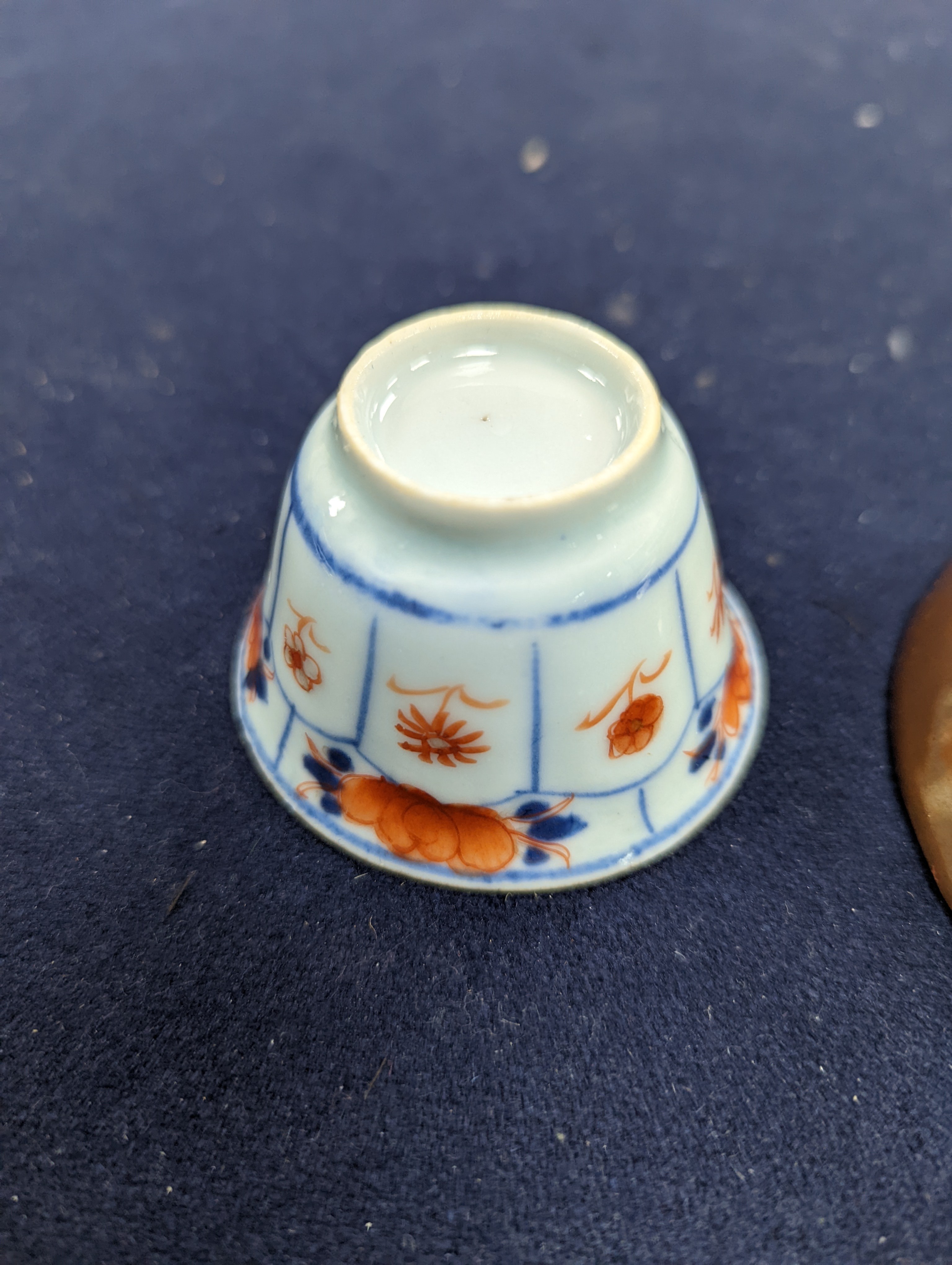 Six Chinese export porcelain teabowls and saucers, Kangxi to early Qianlong period. Provenance - Mona Sattin collection of miniature cups and saucers, collection no.s 310, 317, 324-326 and 328.